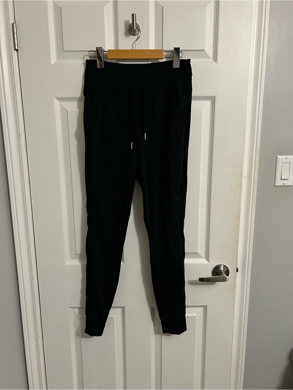 HALARA Women’s Black High-Waisted Stretch Jogger Pants – Size Medium